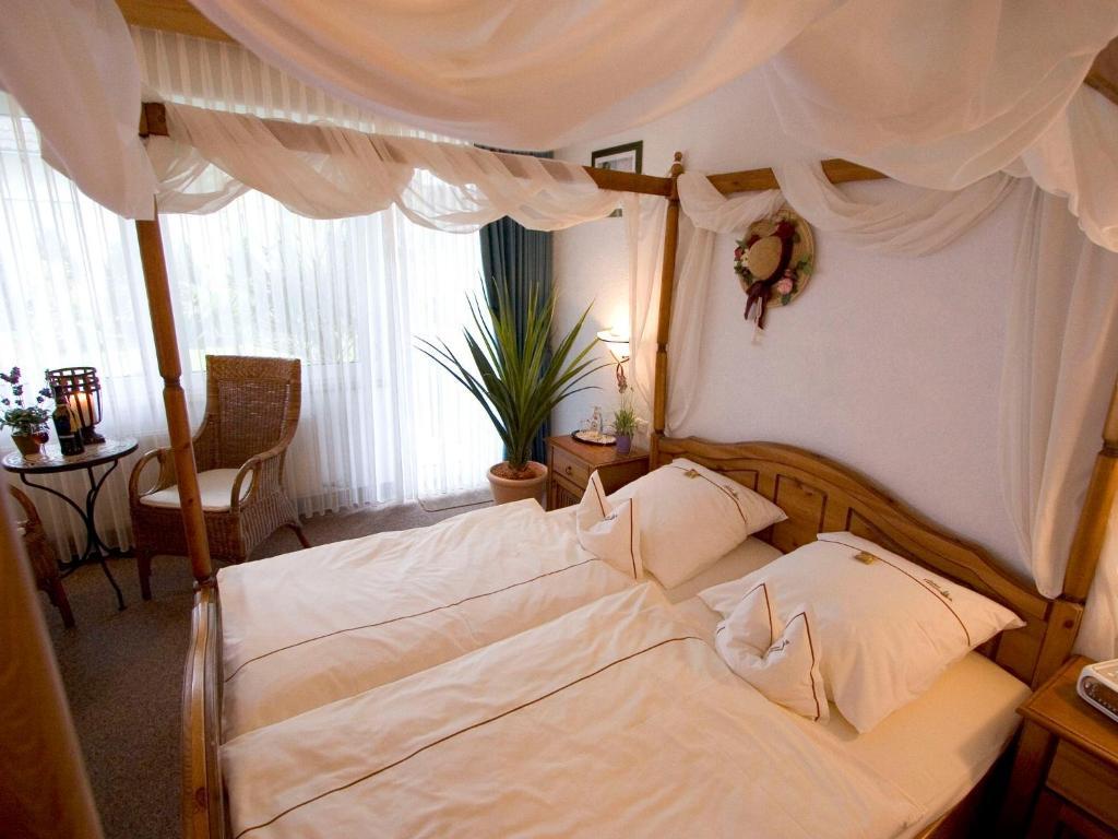 Landhotel Grimmeblick وينتربرغ الغرفة الصورة